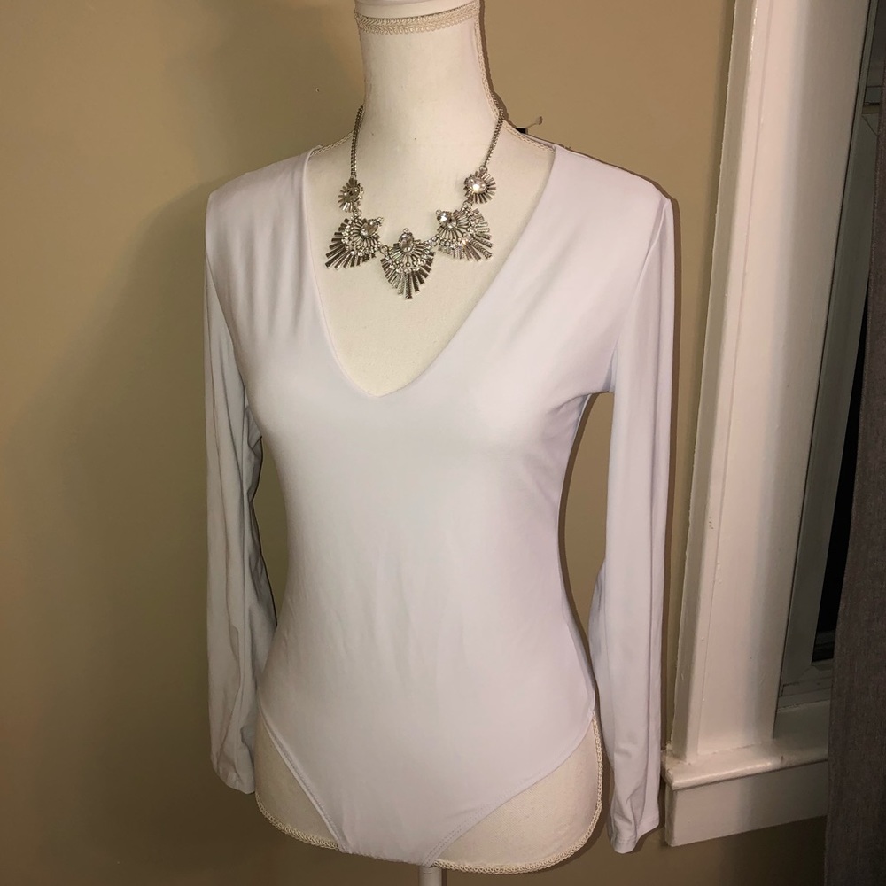 White V Neck Bodysuit - Picture 4 of 8